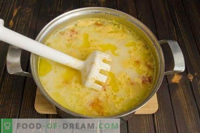Супа од супа од печурки со крем и тиквички