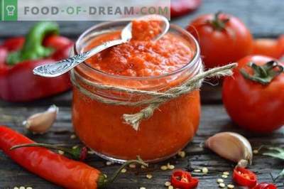 Domowy ketchup ze świeżych pomidorów i papryki