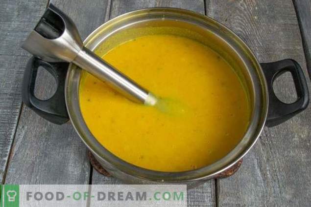 Zupa krem ​​kalafiorowa z boczkiem - jasny kolor i smak