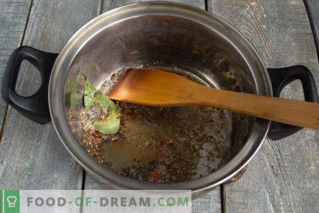 Zupa krem ​​kalafiorowa z boczkiem - jasny kolor i smak