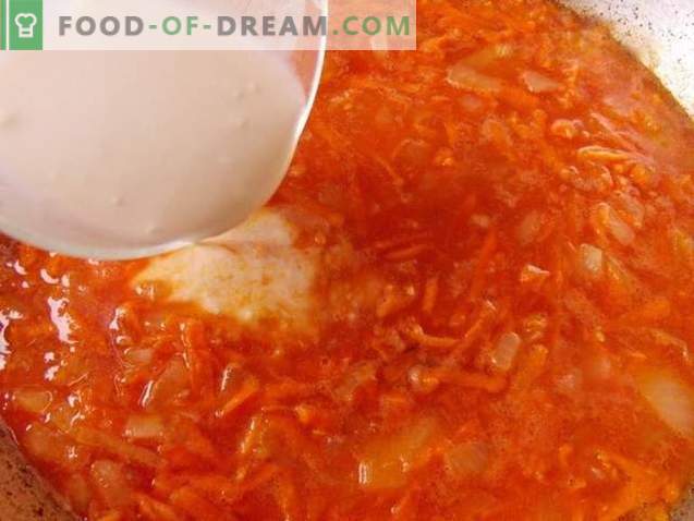 Gulasz z wędzonej kiełbasy w sosie pomidorowym