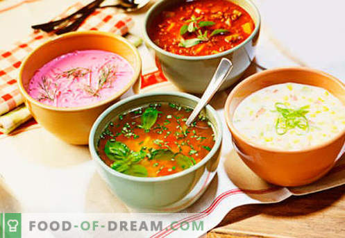 Zimne zupy - sprawdzone przepisy. Jak gotować pyszne zimne zupy z kiełbasą lub śledziem