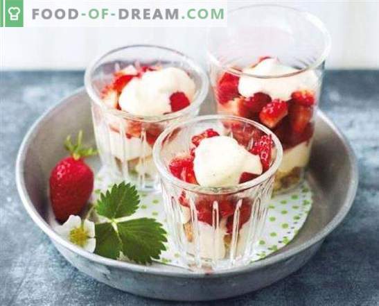 Desery z truskawkami: przepisy ze zdjęciami na słodkie lato. Warianty różnych deserów z truskawkami: ciasta, kremy, lody, pianki