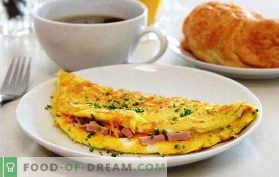 Omlet z kiełbasą na patelni - proste śniadanie. Przepisy na omlet na patelni z kiełbasą i serem, pomidorami, boczkiem, warzywami