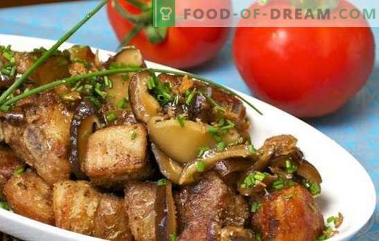 Wieprzowina z grzybami w powolnym garnku - delikatne mięso z magicznym aromatem! Jak szybko zrobić wieprzowinę z grzybami w wolnej kuchence