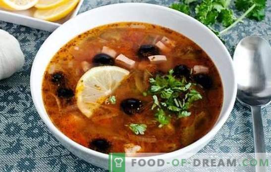 Klasyka Solyanka z kiełbasą - to zupa! Przepisy na ostry, bogaty, aromatyczny klasyczny ocet solny z kiełbasą