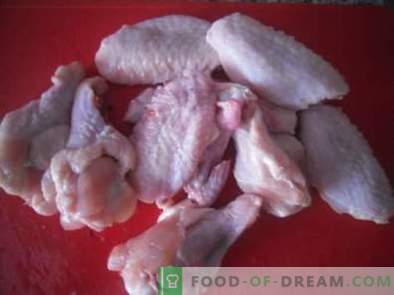 Jak gotować pyszne skrzydełka z kurczaka w piekarniku pod sosem miodowo-sojowym