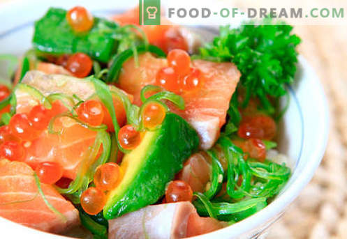 Salada com salmão e caviar - as receitas certas. Rapidamente e saborosa salada com salmão e caviar.