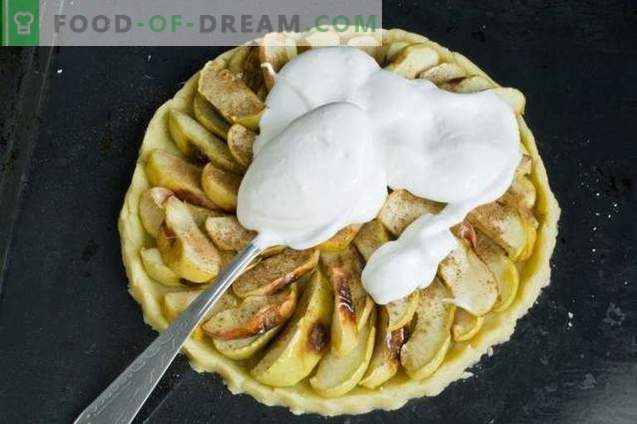 Sandy Apple Pie with Meringue