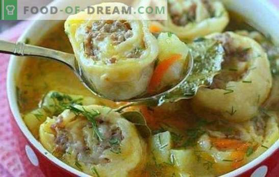 Lazy dumplings are a favorite dish. Methods of cooking lazy dumplings: from pita bread, in sour cream, with cabbage, with vegetables