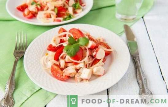 Sałatka krabowa z pomidorami - prawdziwe piękno w prostocie! TOP-10 sprawdzonych receptur na sałatki z krabów z pomidorami
