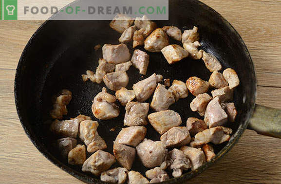 Pilaf wieprzowy: nie koszerny, nie dietetyczny, ale niesamowicie smaczny! Autorski przepis na fotografię pachnącego pilafu z wieprzowiną