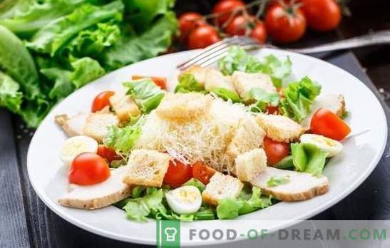 Caesar Salad: Klasyczny przepis krok po kroku na lekką potrawę. Gotowanie klasycznej sałatki Cezar ze swoim ulubionym sosem do przepisów krok po kroku